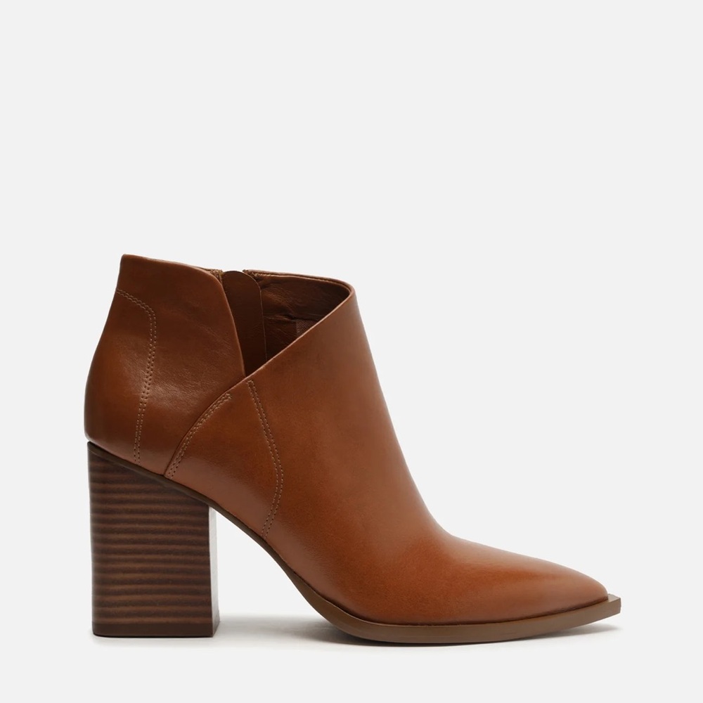 Chic Tan Ankle Booties